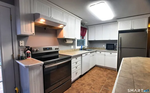 $310,000 | 68 Viens Street, Putnam, CT 06260
