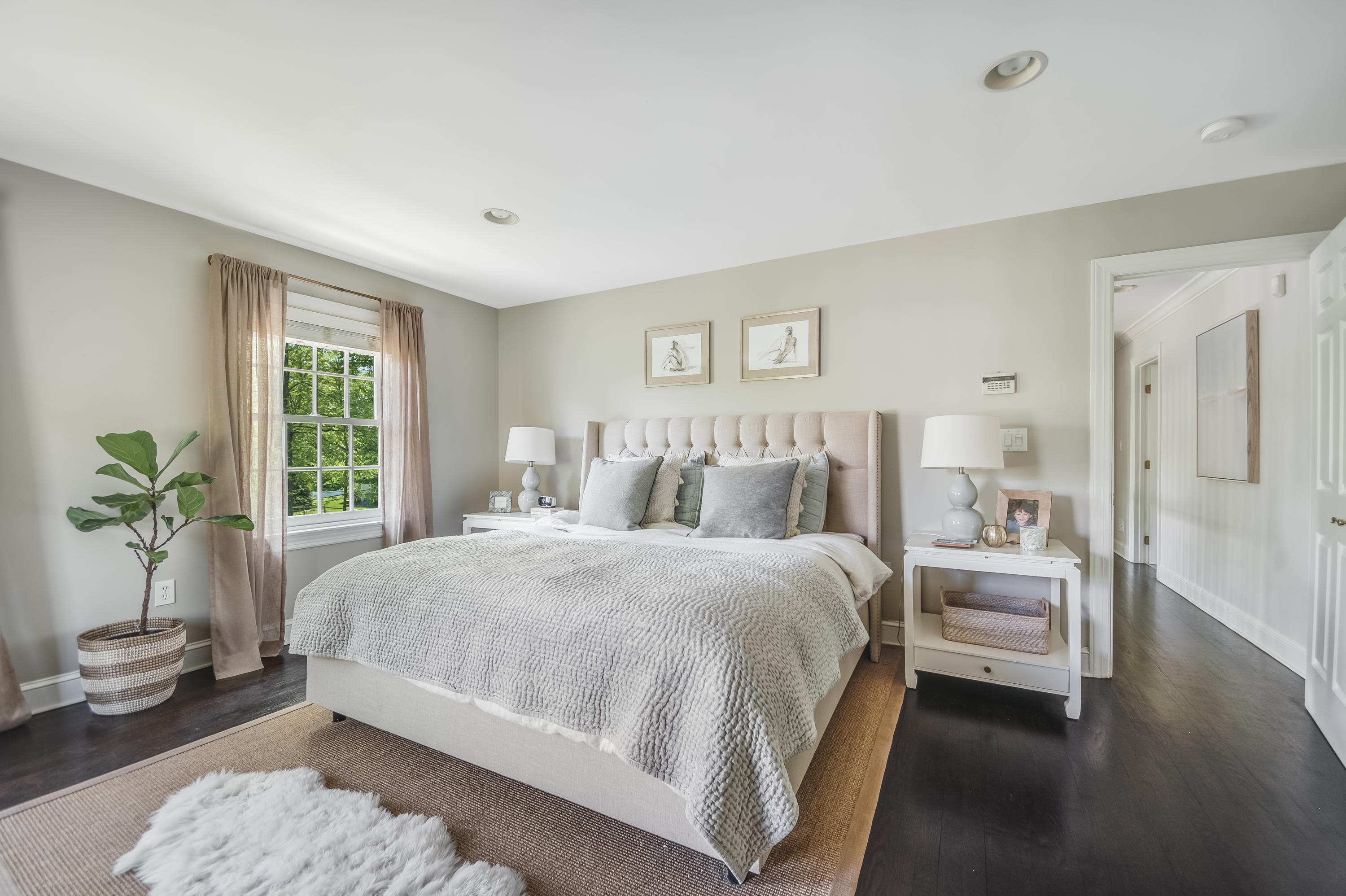 155 Hillcrest Road New Canaan, CT 06840 - Photo 21 of 32 a bedroom with a large bed and a couch