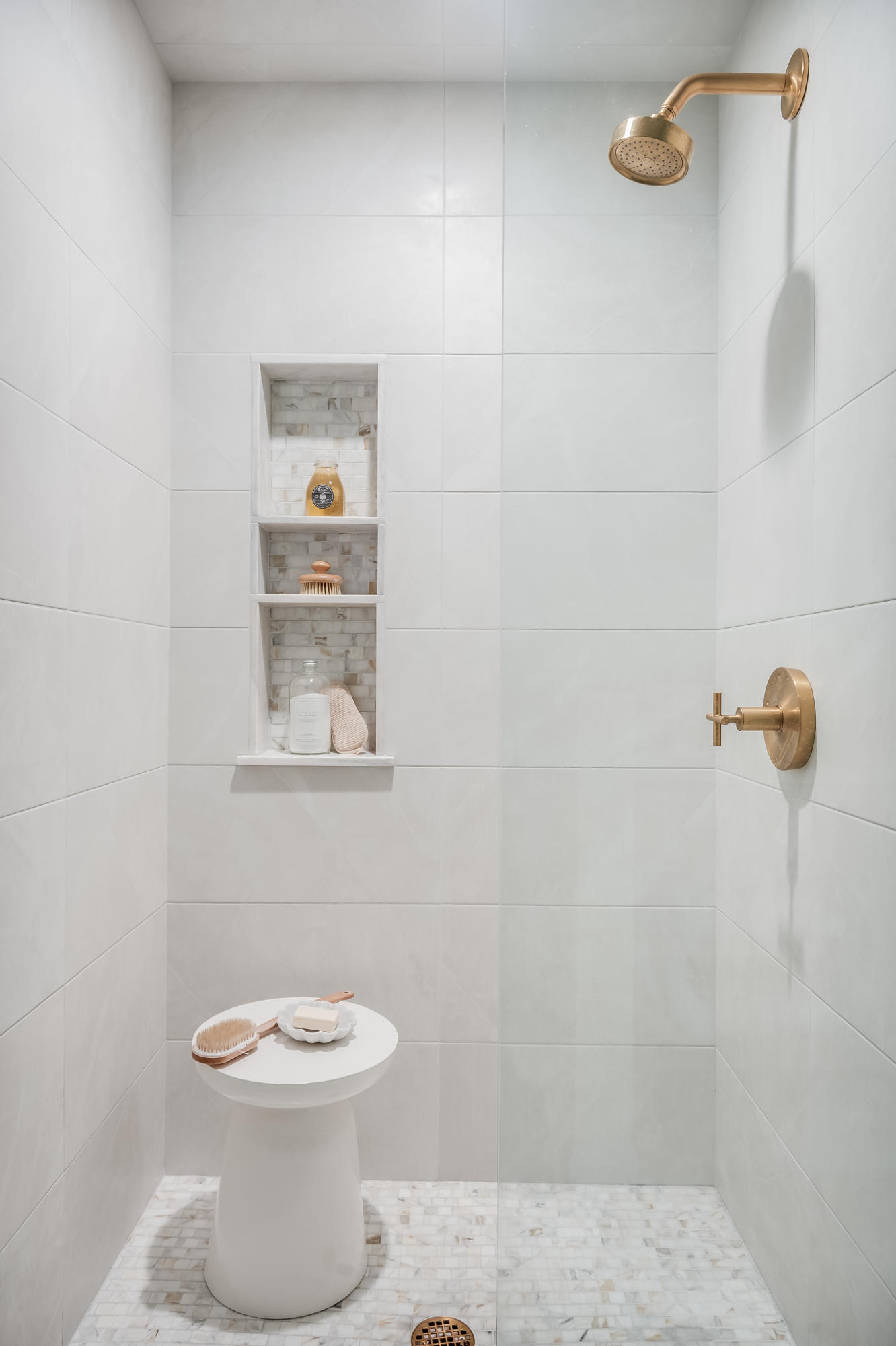 155 Hillcrest Road New Canaan, CT 06840 - Photo 24 of 32 a bathroom with a toilet