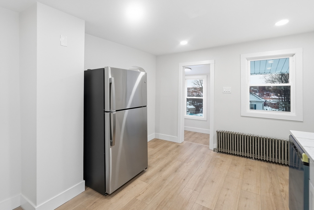 25 Johnson Street Worcester, MA 01604 - Photo 10 of 27