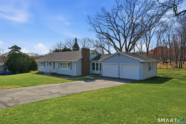 $359,900 | 24 Rankin Court, Montville, CT 06382