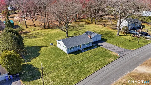 $359,900 | 24 Rankin Court, Montville, CT 06382