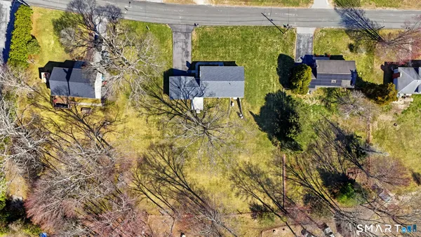 $359,900 | 24 Rankin Court, Montville, CT 06382