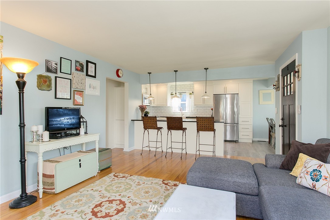 3748 Southwest Ida Street Seattle, WA 98126 - Photo 6 of 25 Gallery Image 6
