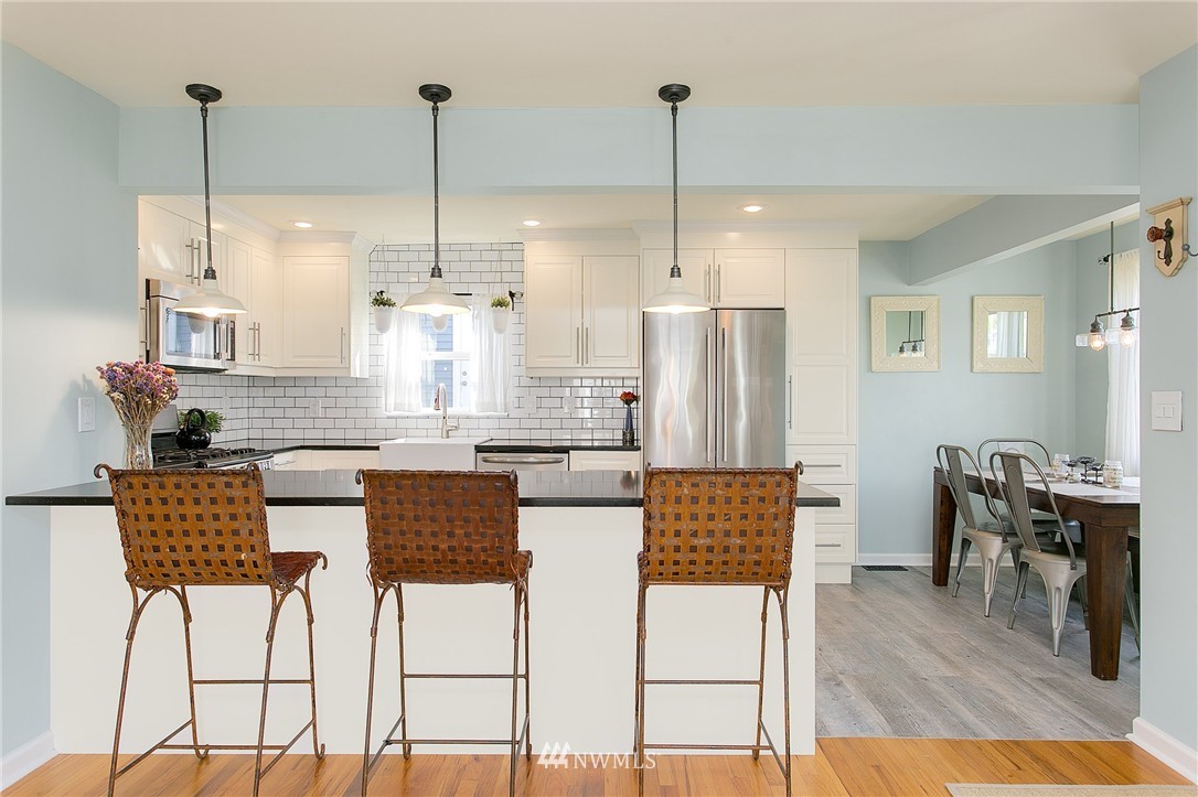 3748 Southwest Ida Street Seattle, WA 98126 - Photo 7 of 25 Gallery Image 7