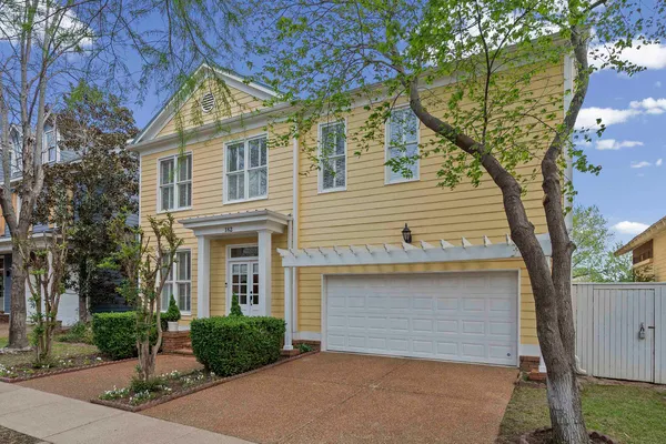 $555,000 | 182 Harbor Isle Circle East, Memphis, TN 38103