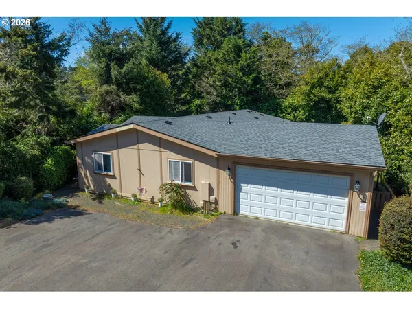 $339,000 | 1600 Rhododendron Drive, Unit 6, Florence, OR 97439