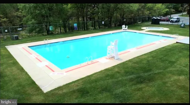 $375,000 | 57 Byron Lane, Albrightsville, PA 18210