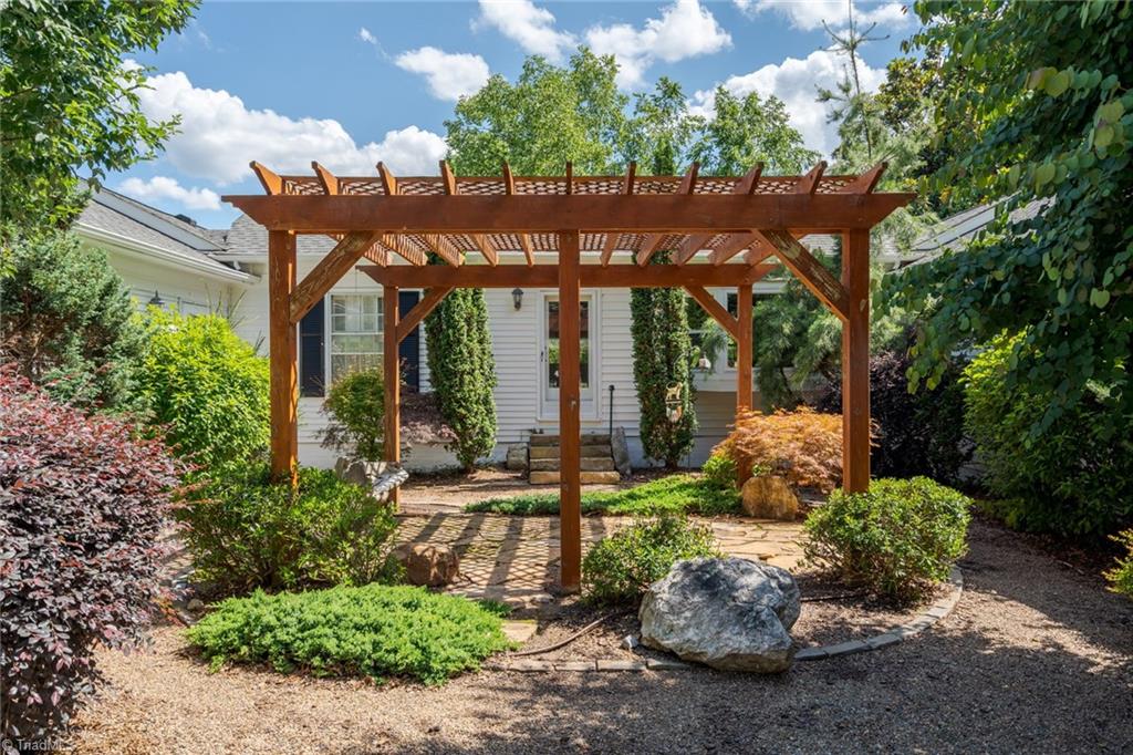 5237 Hopkins Road Reidsville, NC 27320 - Photo 13 of 50 Gallery Image 13