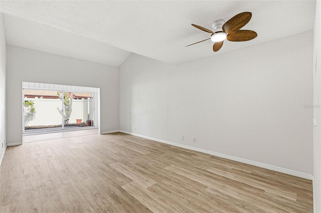 2054 Sunset Point Road, Unit 35 Clearwater, FL 33765 - Photo 12 of 45