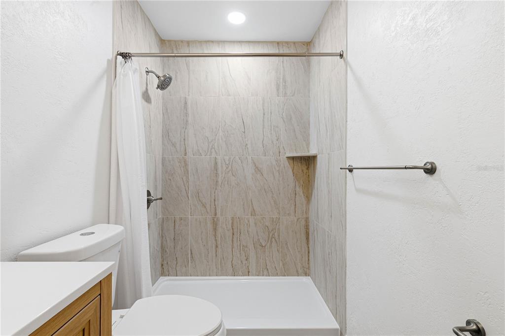 2054 Sunset Point Road, Unit 35 Clearwater, FL 33765 - Photo 21 of 45