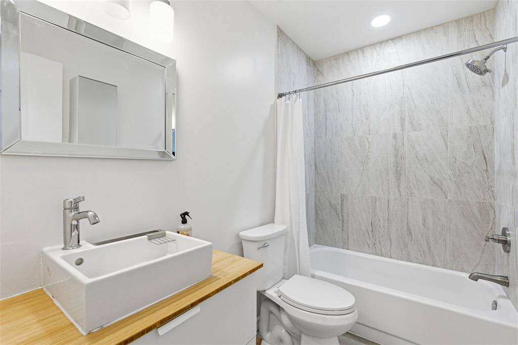 2054 Sunset Point Road, Unit 35 Clearwater, FL 33765 - Photo 28 of 45