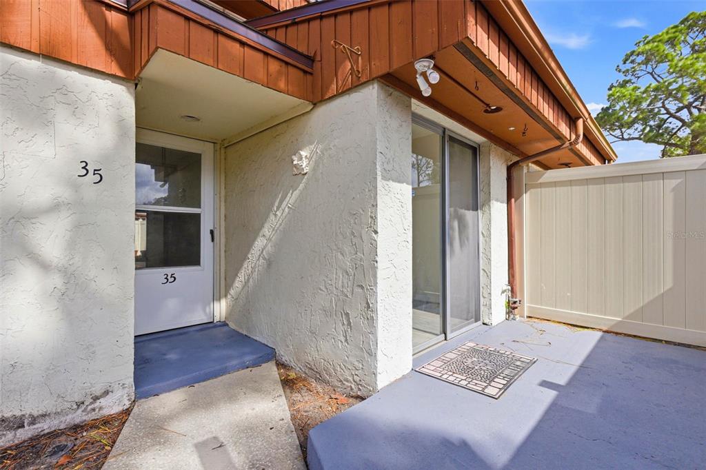 2054 Sunset Point Road, Unit 35 Clearwater, FL 33765 - Photo 3 of 45