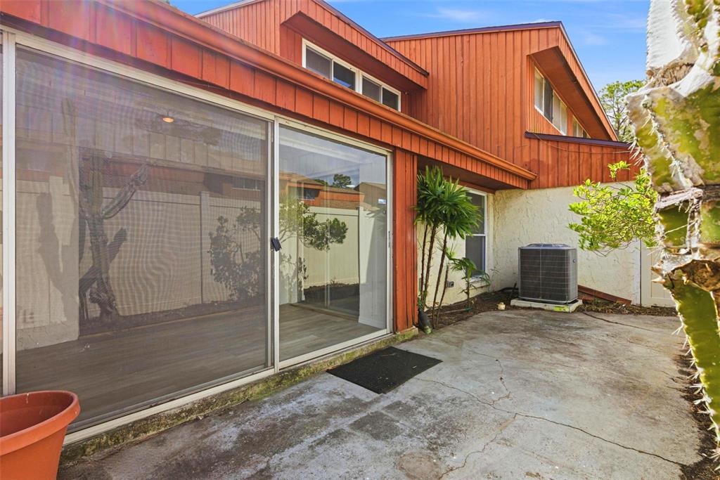 2054 Sunset Point Road, Unit 35 Clearwater, FL 33765 - Photo 34 of 45