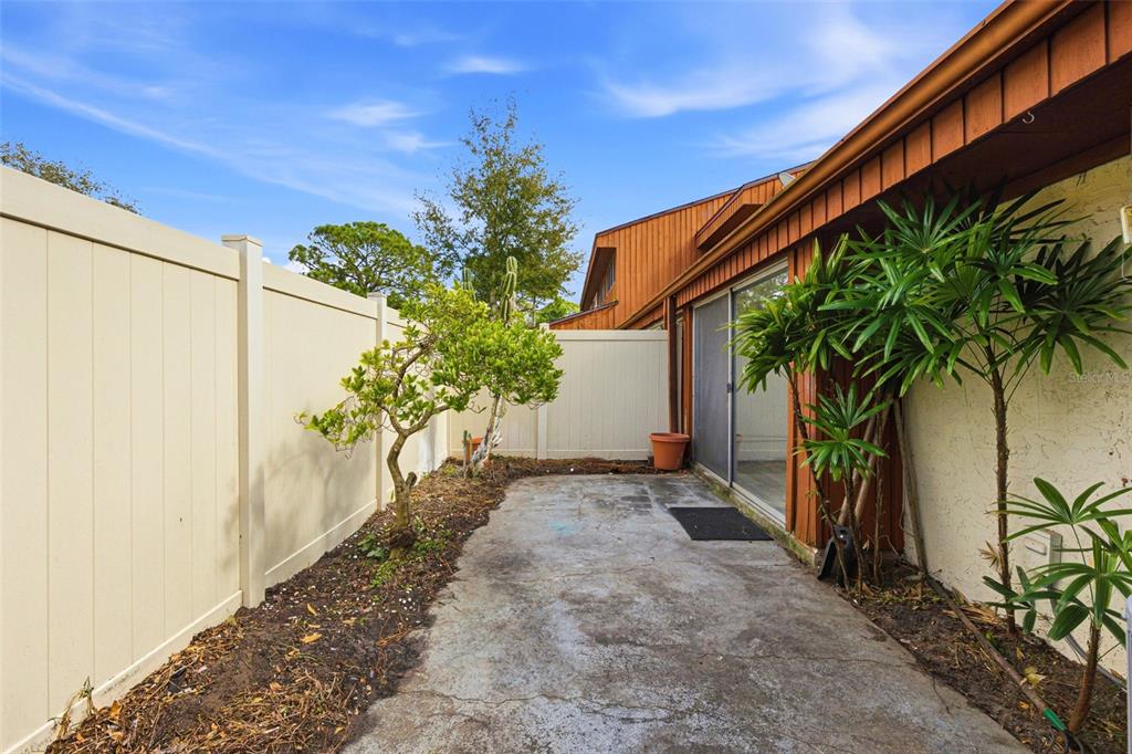 2054 Sunset Point Road, Unit 35 Clearwater, FL 33765 - Photo 35 of 45