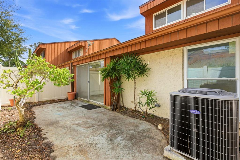 2054 Sunset Point Road, Unit 35 Clearwater, FL 33765 - Photo 36 of 45