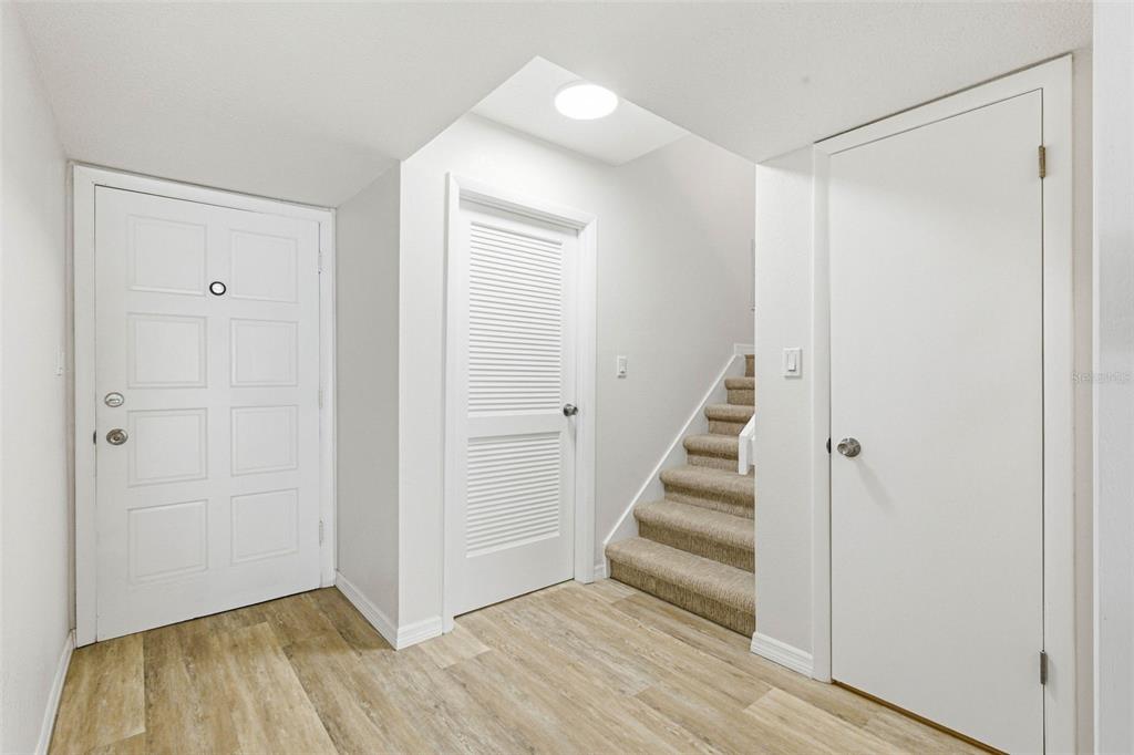 2054 Sunset Point Road, Unit 35 Clearwater, FL 33765 - Photo 4 of 45