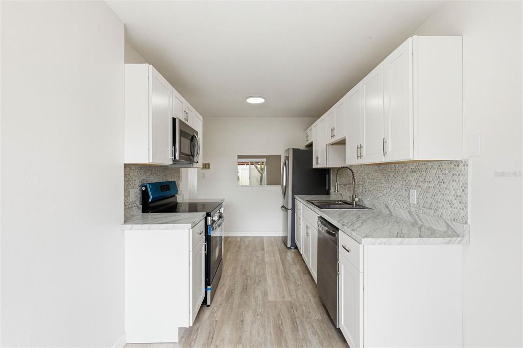 2054 Sunset Point Road, Unit 35 Clearwater, FL 33765 - Photo 8 of 45