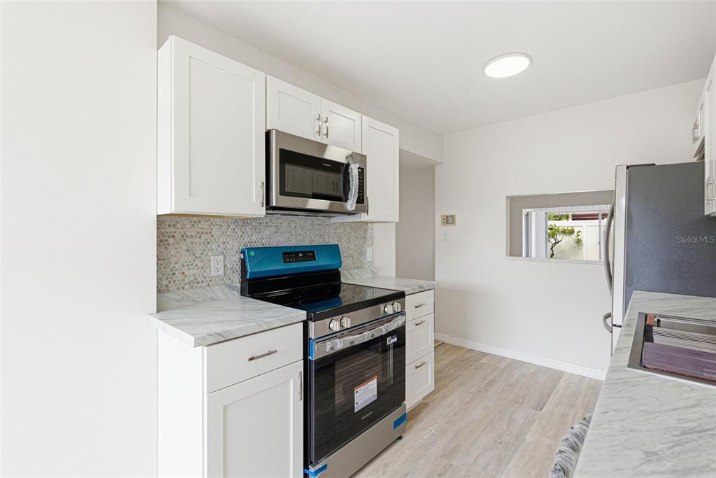 2054 Sunset Point Road, Unit 35 Clearwater, FL 33765 - Photo 9 of 45