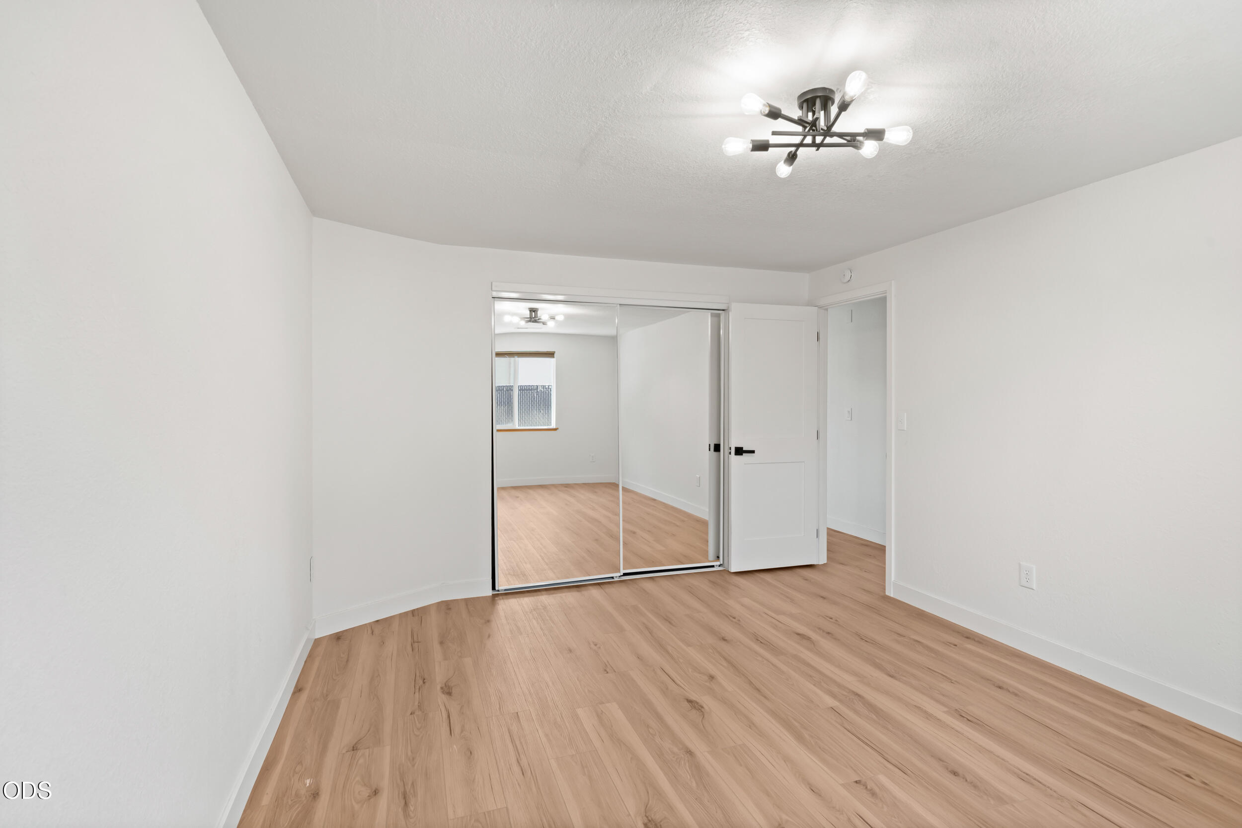 520 Grand Avenue Central Point, OR 97502 - Photo 13 of 21
