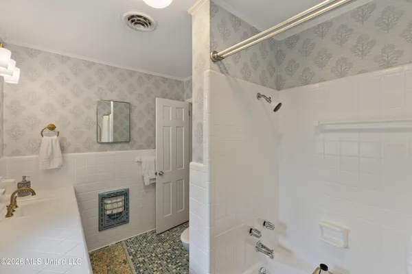 $322,900 | 2010 Adeline Street, Hattiesburg, MS 39401