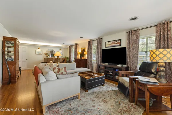 $322,900 | 2010 Adeline Street, Hattiesburg, MS 39401