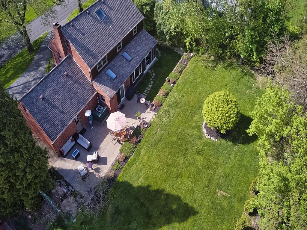 112 Algonquin Road Pittsburgh, PA 15241 - Photo 3 of 31 Gallery Image 3