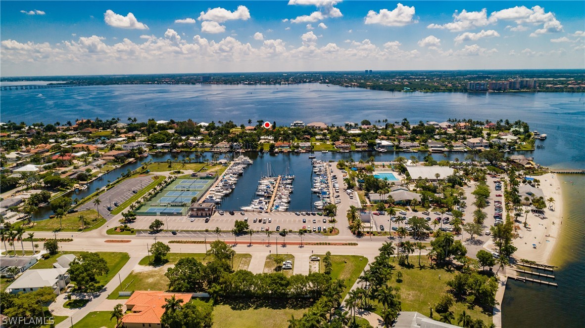 5727 Riverside Drive Cape Coral, FL 33904 - Photo 33 of 35 a view of a city