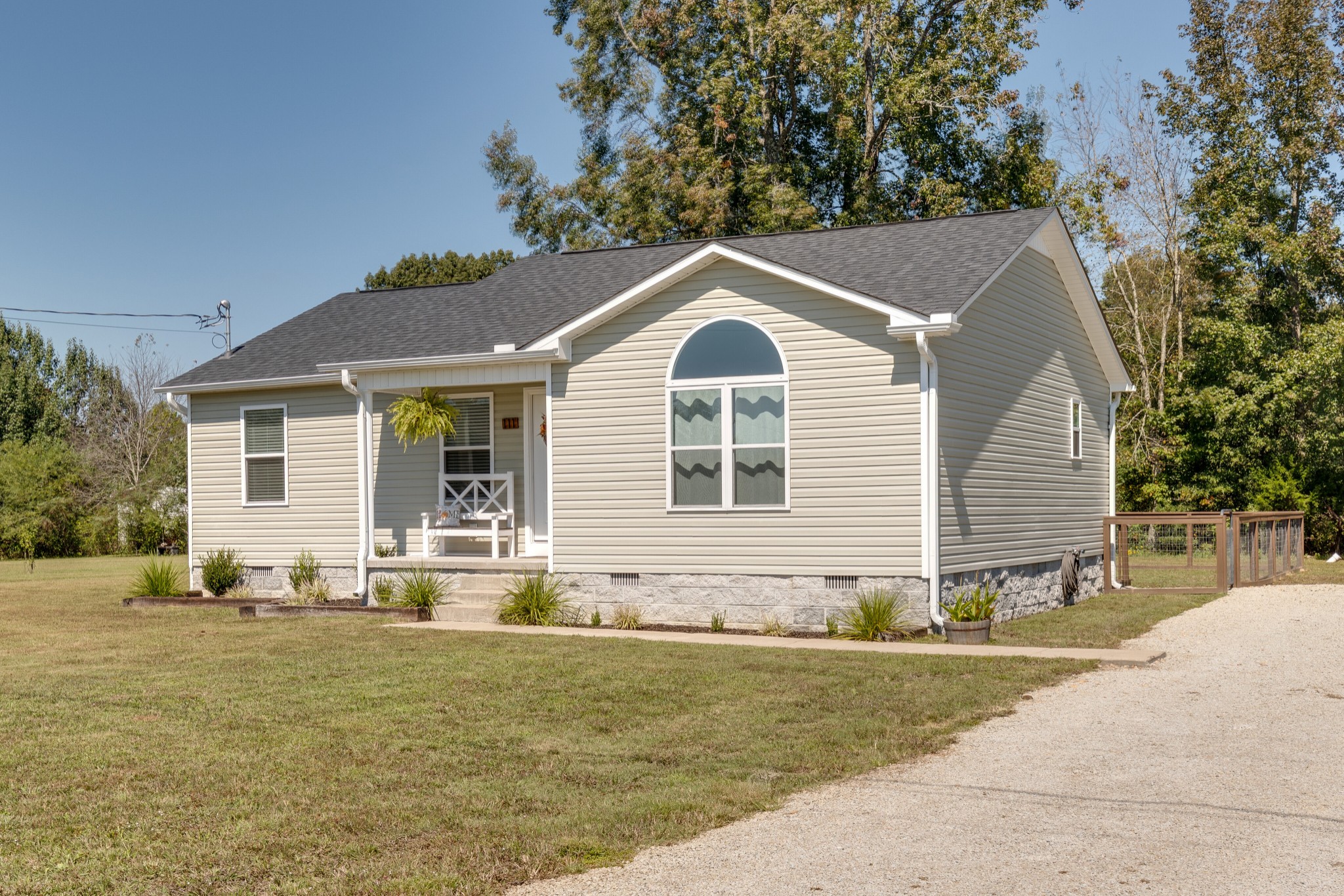 111 Liza Beth Road Hohenwald, TN 38462 - Photo 2 of 24 Gallery Image 2