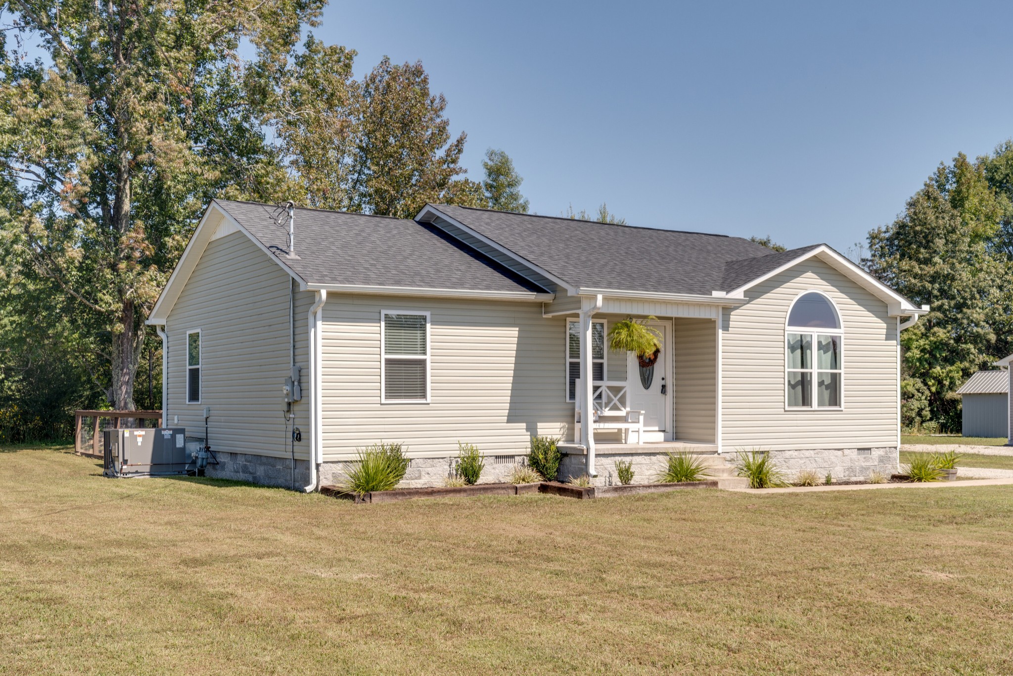 111 Liza Beth Road Hohenwald, TN 38462 - Photo 3 of 24 Gallery Image 3