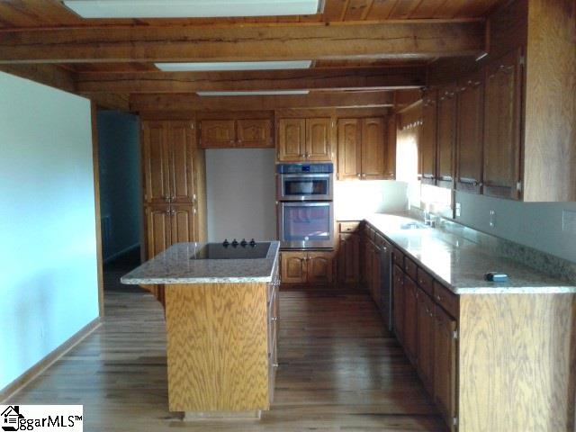 120 Gresham Road Simpsonville, SC 29681 - Photo 7 of 35