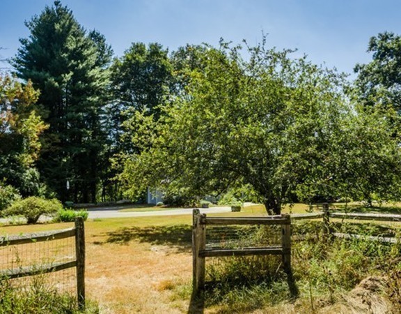 129 Westford Road Concord, MA 01742 - Photo 3 of 18 Gallery Image 3