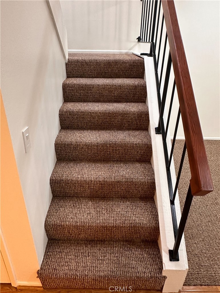 957 South Landmark Lane Anaheim, CA 92805 - Photo 17 of 24 a view of entryway