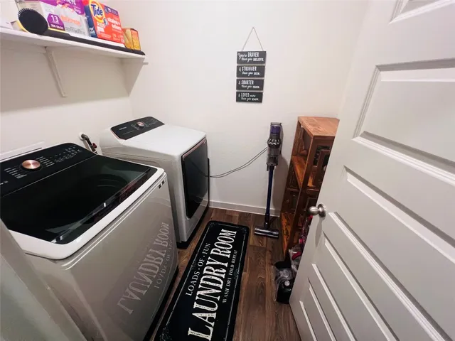 $2,850 | 94 Barton Creek Lane, Hutto, TX 78634