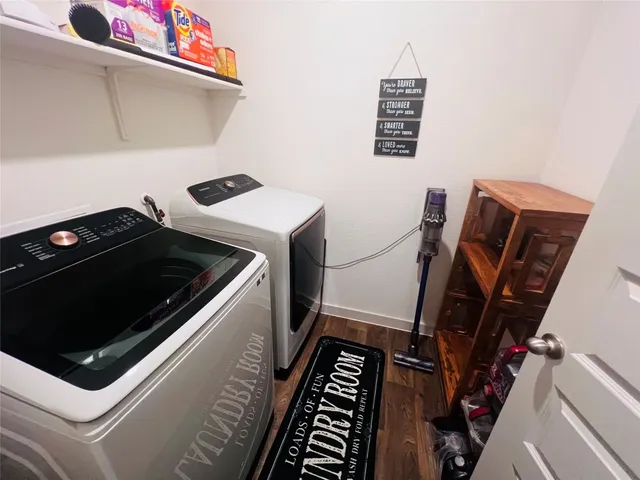 $2,850 | 94 Barton Creek Lane, Hutto, TX 78634