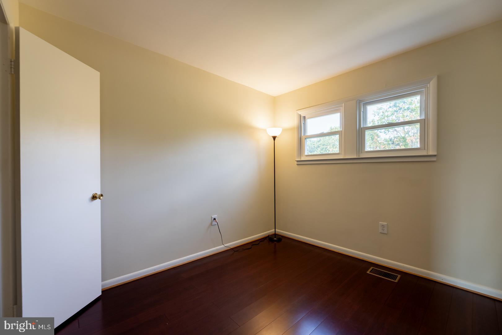 47 Timber Rock Road Gaithersburg, MD 20878 - Photo 17 of 30