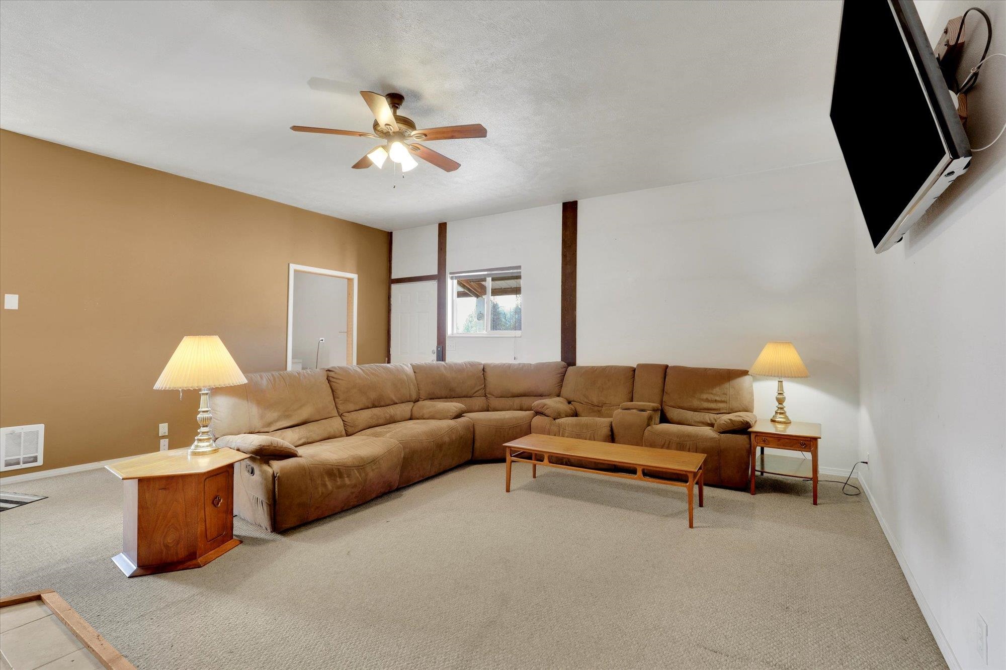 16211 East Frideger Road Elk, WA 99009 - Photo 11 of 32
