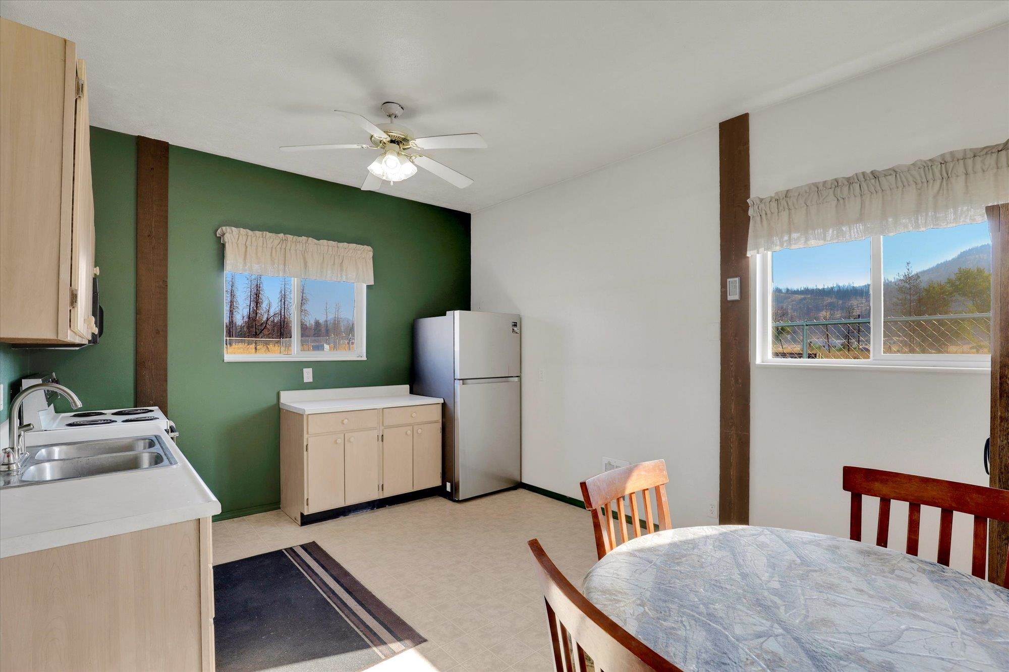 16211 East Frideger Road Elk, WA 99009 - Photo 6 of 32