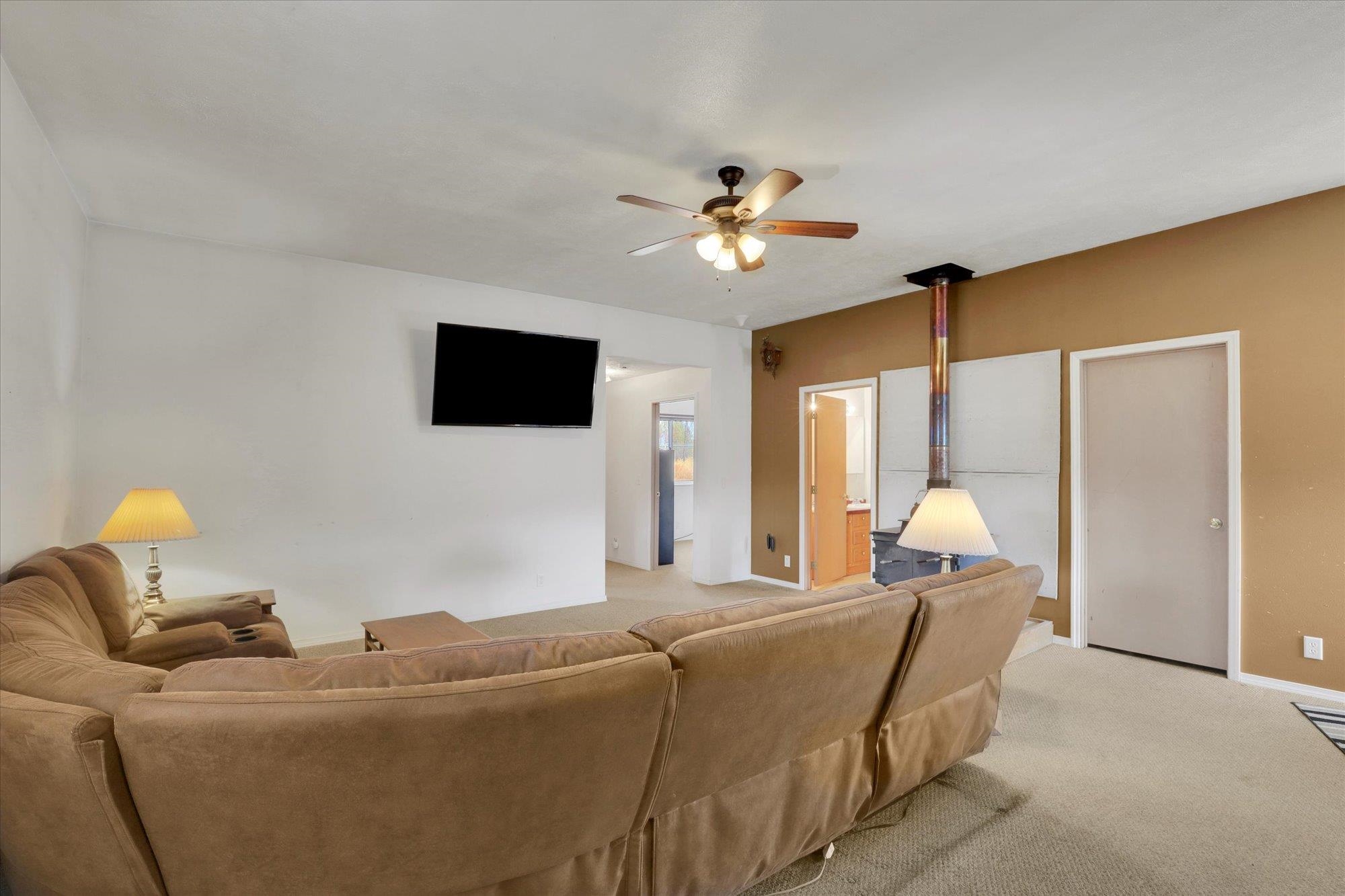 16211 East Frideger Road Elk, WA 99009 - Photo 8 of 32