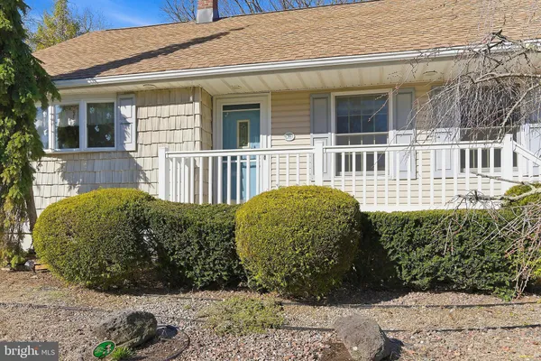 $550,000 | 59 Holly Avenue, Hazlet, NJ 07730