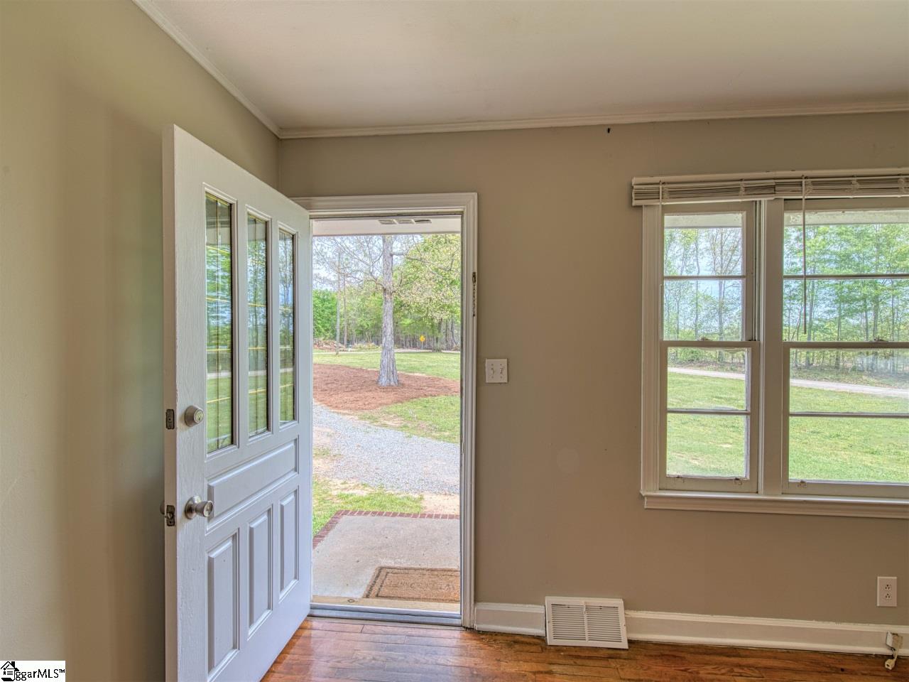 129 Cleveland Drive Anderson, SC 29626 - Photo 6 of 35