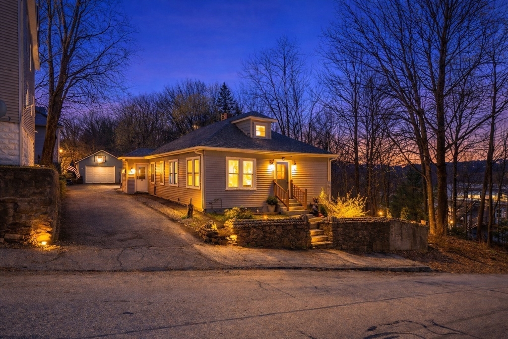 20 Hill Street Webster, MA 01570 - Photo 1 of 39