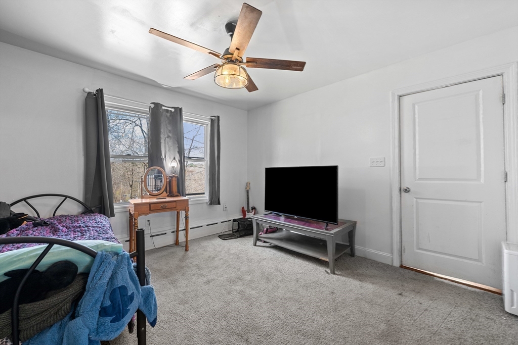 20 Hill Street Webster, MA 01570 - Photo 13 of 39