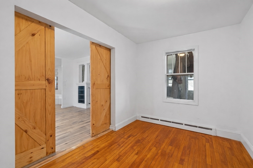 20 Hill Street Webster, MA 01570 - Photo 14 of 39