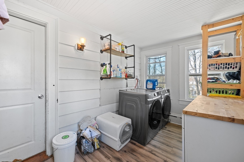 20 Hill Street Webster, MA 01570 - Photo 16 of 39