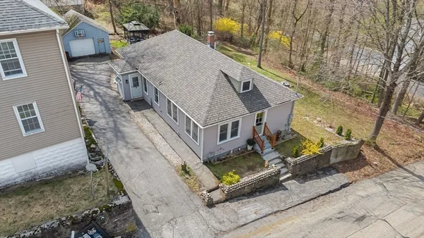 $350,000 | 20 Hill Street, Webster, MA 01570