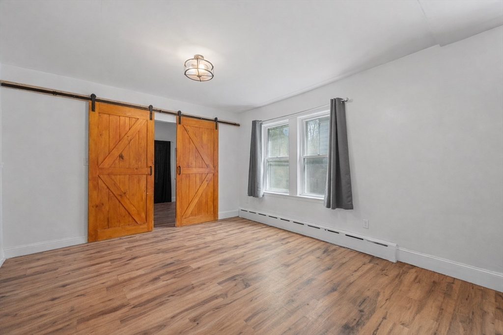 20 Hill Street Webster, MA 01570 - Photo 8 of 39