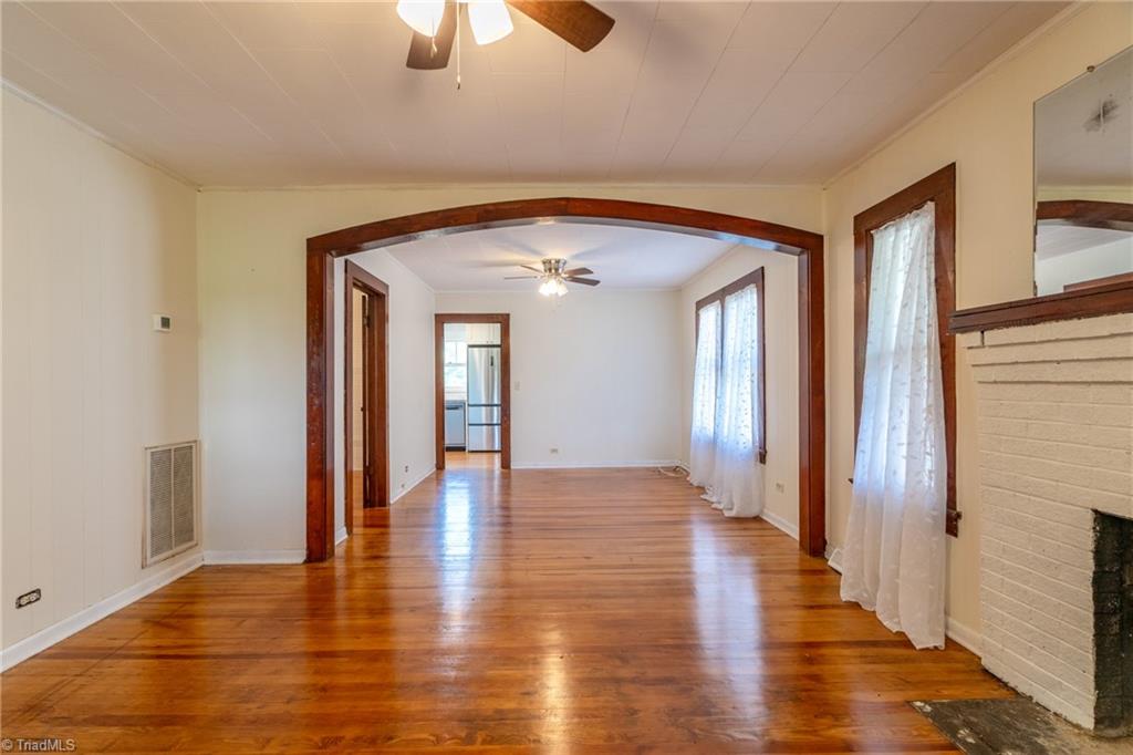 410 Simpson Road Mount Airy, NC 27030 - Photo 10 of 44 Gallery Image 10