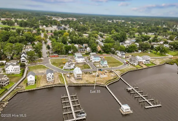 $295,000 | 602 Front Street, Washington, NC 27889