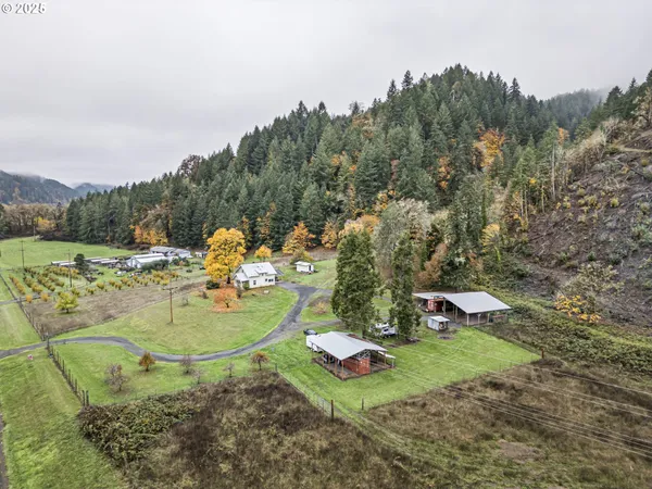 $699,000 | 27403 Highway 38, Elkton, OR 97436